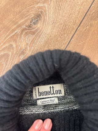 Jersey Benetton con estampado blanco y negro