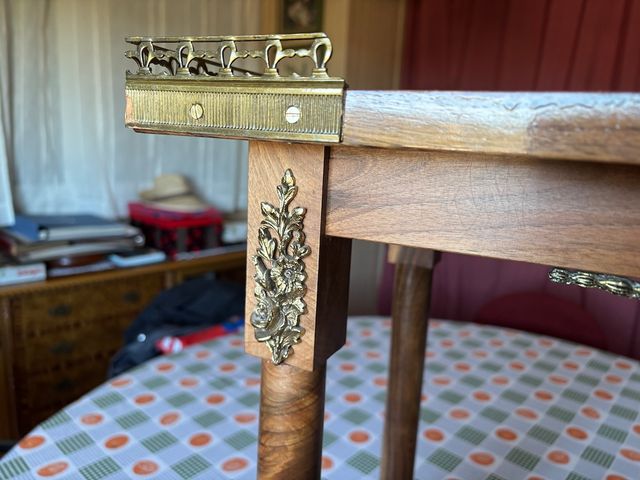 MESA DE CENTRO CALIDAD EN NOGAL ESPAÑOL