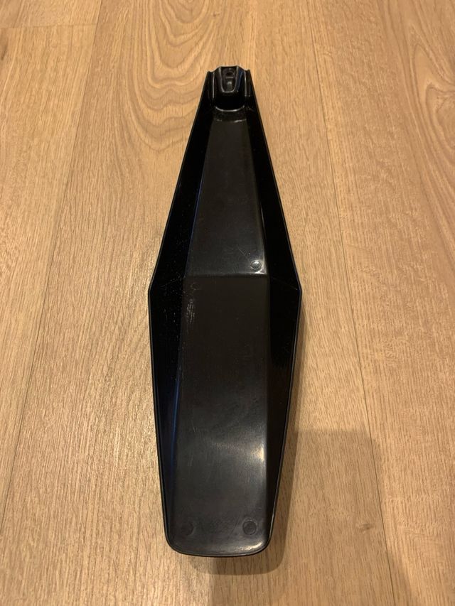 Guardabarros trasero BMC URS