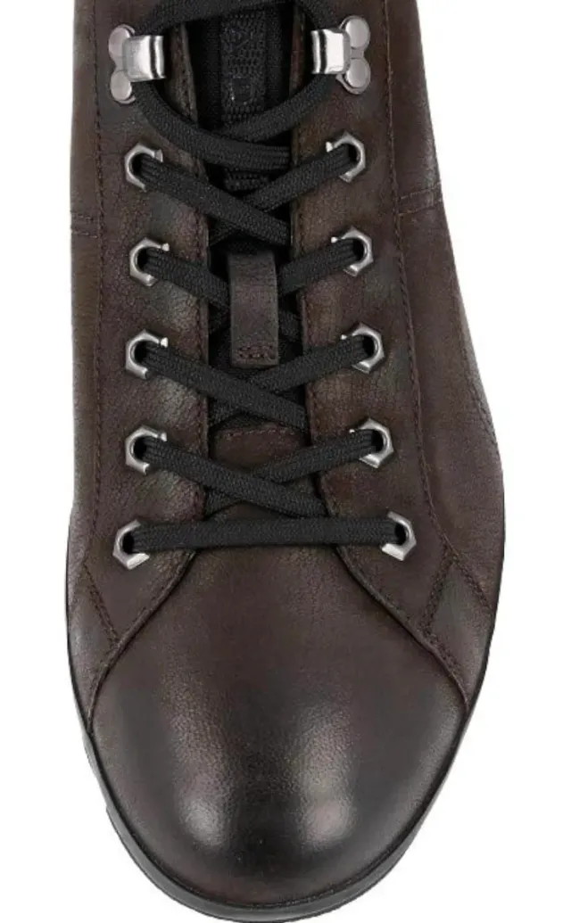 Zapatos Estilo Botines Prada De Cuero Marrones.