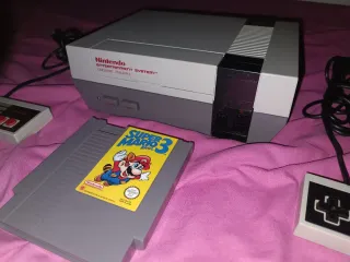 Nintendo NES + Super Mario Bros 3