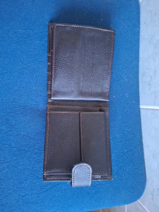 Portafoglio uomo in pelle marrone