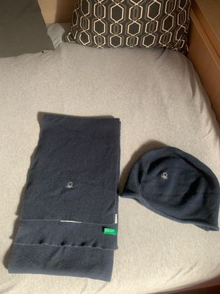 Conjunto Benetton para niñ@: Bufanda y Gorro Azul