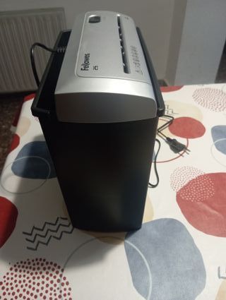 Trituradora de papel Fellowes 25