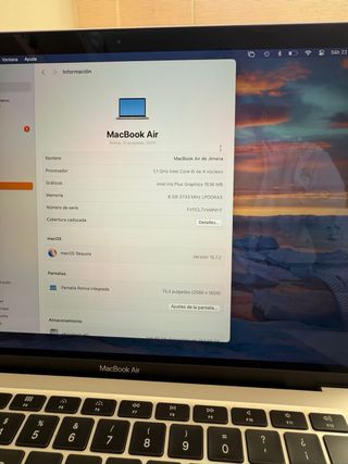 MacBook Air 13” i5 8GB 256GB Plata