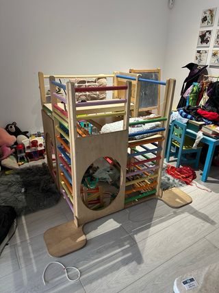 Parque infantil interior madera