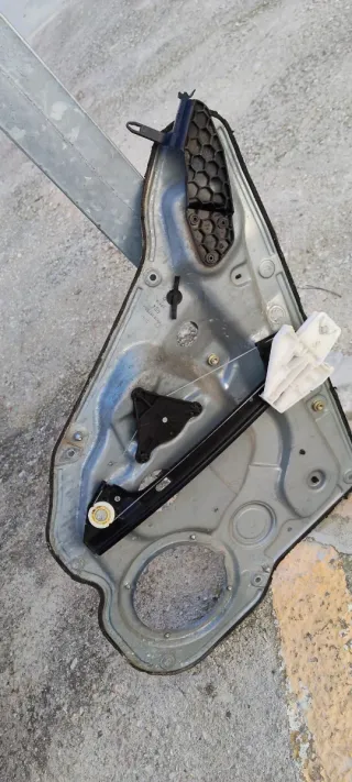 Elevalunas Seat León