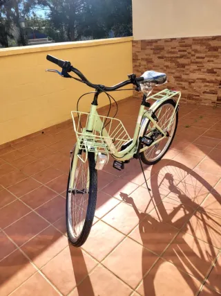 Bicicleta Paseo Relax 28 Verde. NO USADA