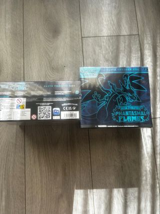 2x Caja Entrenador Élite Phantasmal Flames Sellada
