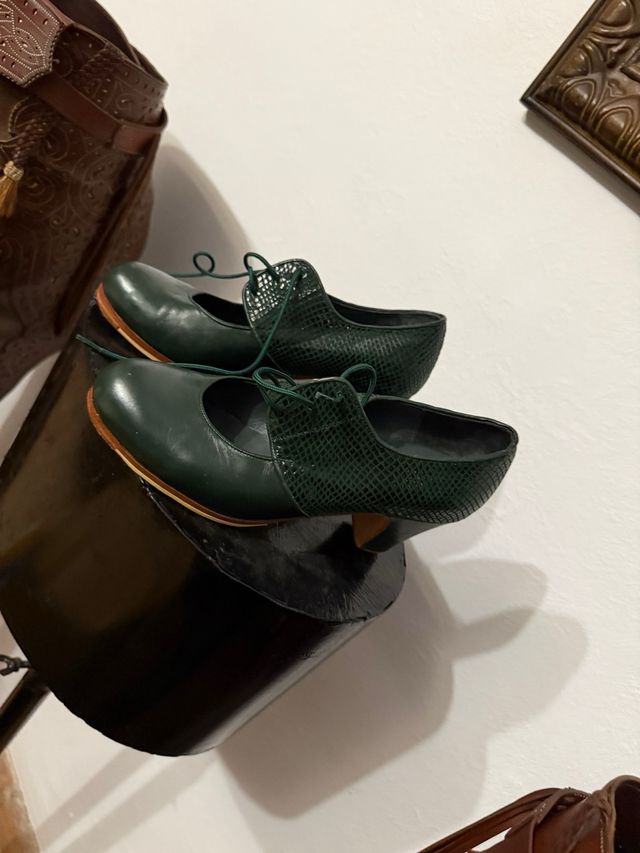 Zapatos de baile de piel verde