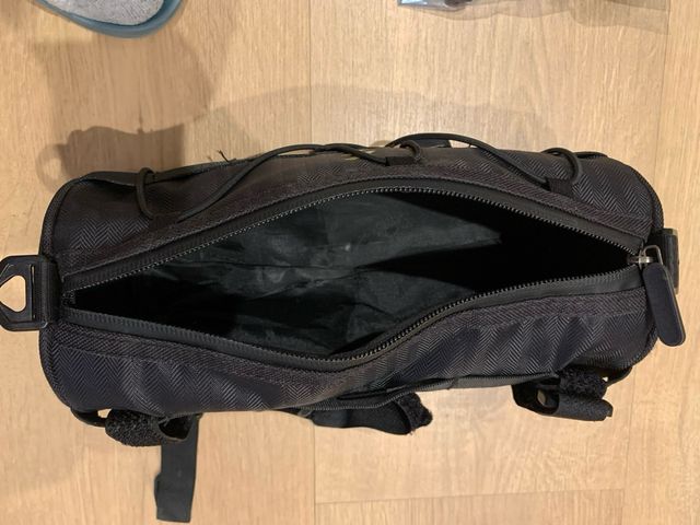 Bolsa Manillar Gravel Negra