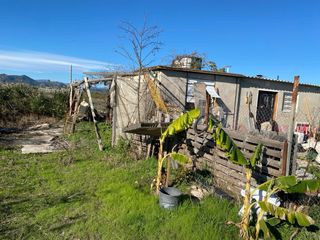 Se vende terreno rústico con caseta