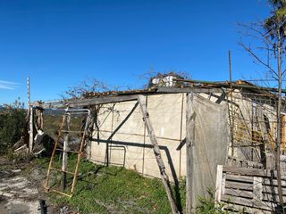 Se vende terreno rústico con caseta