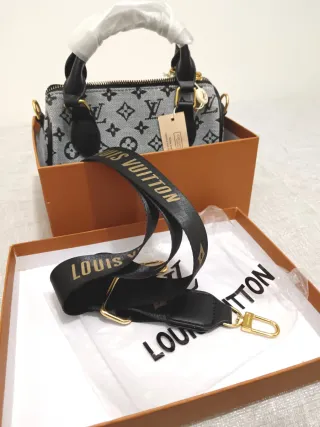 Borsa bauletto monogram con tracolla