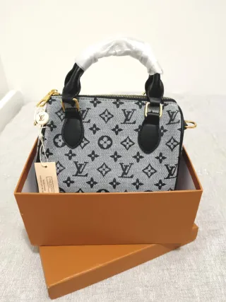 Borsa bauletto monogram con tracolla