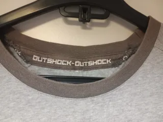 Camiseta Outshock Boxeo Gris