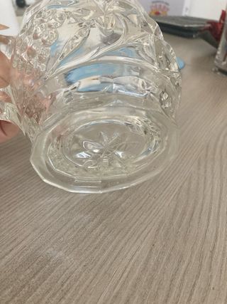 Caraffa in cristallo lavorato