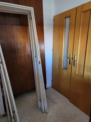 Conjunto puertas madera interior