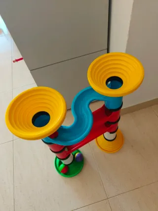 Circuito tobogán de bolas