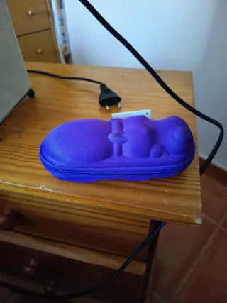 Funda infantil para gafas morada