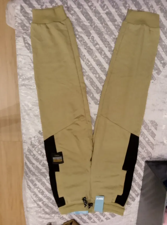 Lote 2 pantalones deporte niño 10-12 años