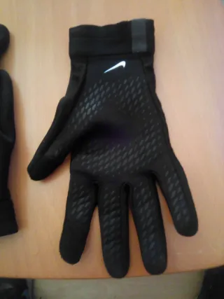 Guantes Nike Negros