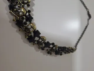 Collar Calaveras y Huesos
