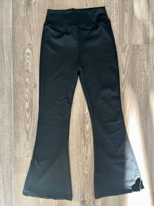 Pantalón campana niña negro