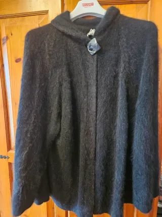 Maglione mantella Luisa Spagnoli nera