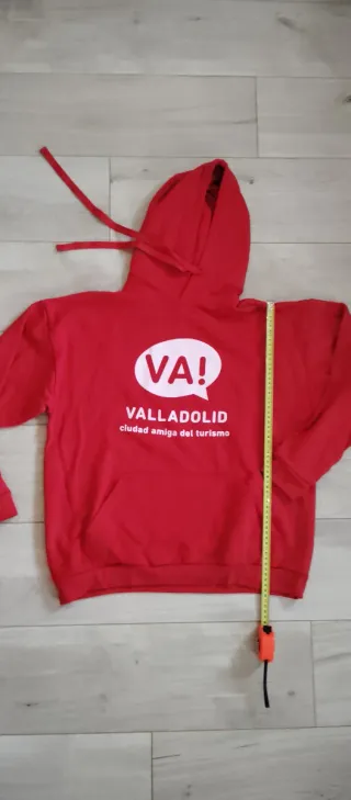 2 Sudaderas Azul Talla L y roja talla M