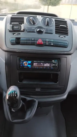 Mercedes-Benz Vito 2009