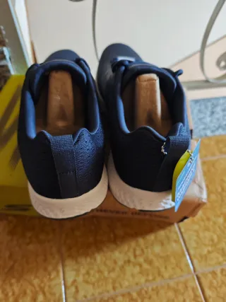 Scarpe da ginnastica Skechers blu e bianche