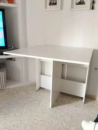 Mesa abatible blanca
