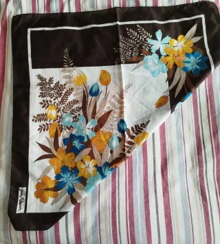 Pañuelo seda Gim Renoir floral