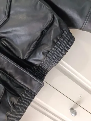 Chaqueta Zara Piel Sintética XL Negra(XXL)