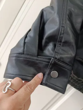 Chaqueta Zara Piel Sintética XL Negra(XXL)