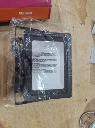 Foco LED Eurolite IP FL-100SMD