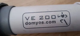 Elíptica blanca y azul