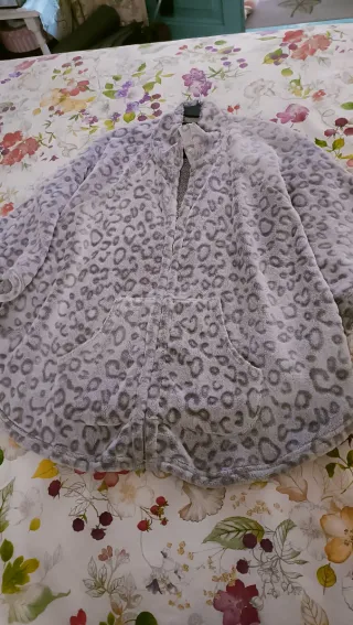 Chaqueta torera, cómo nueva! Muy suave!