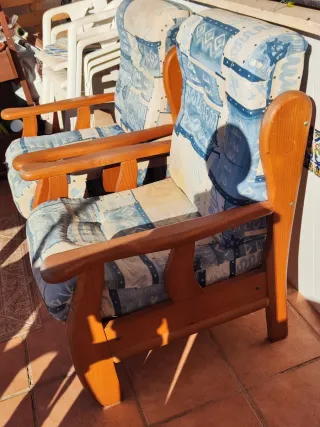 Juego 2 sofás madera maciza con cojines