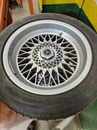 Llantas Mercedes W123