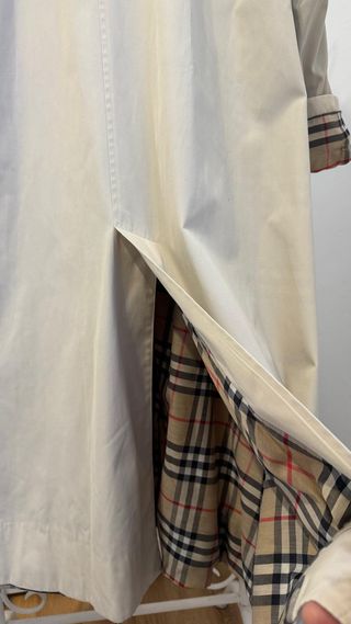 Gabardina Burberry Beige Mujer Talla L 50