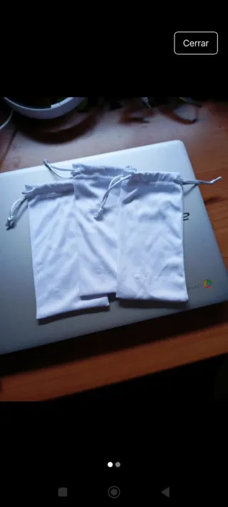 3 Fundas para Gafas Blancas