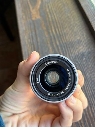 Cámara Olympus Pen EPL-9 Azul/Dorado