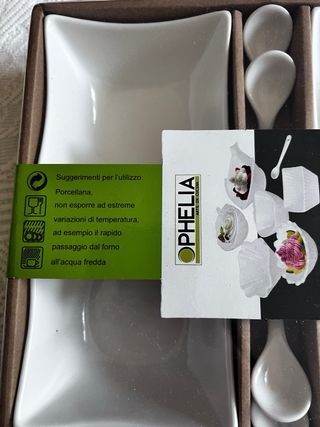 Ophelia Set 4 Ciotole Porcellana con Cucchiaini