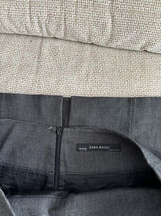 Falda Zara gris mujer