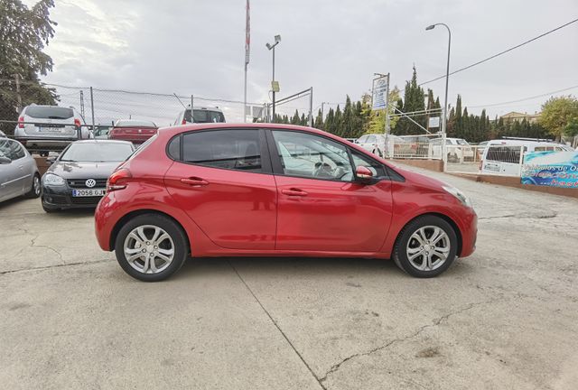 Peugeot 208 - Etiqueta C