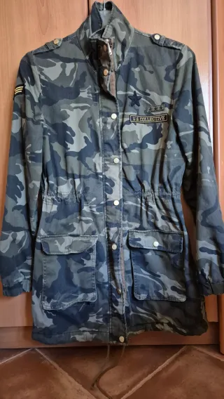 Parka camuflaje Stradivarius