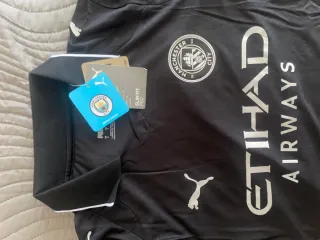 Camiseta de fútbol Puma Negra