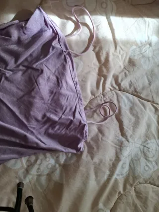 Body lilla con spalline